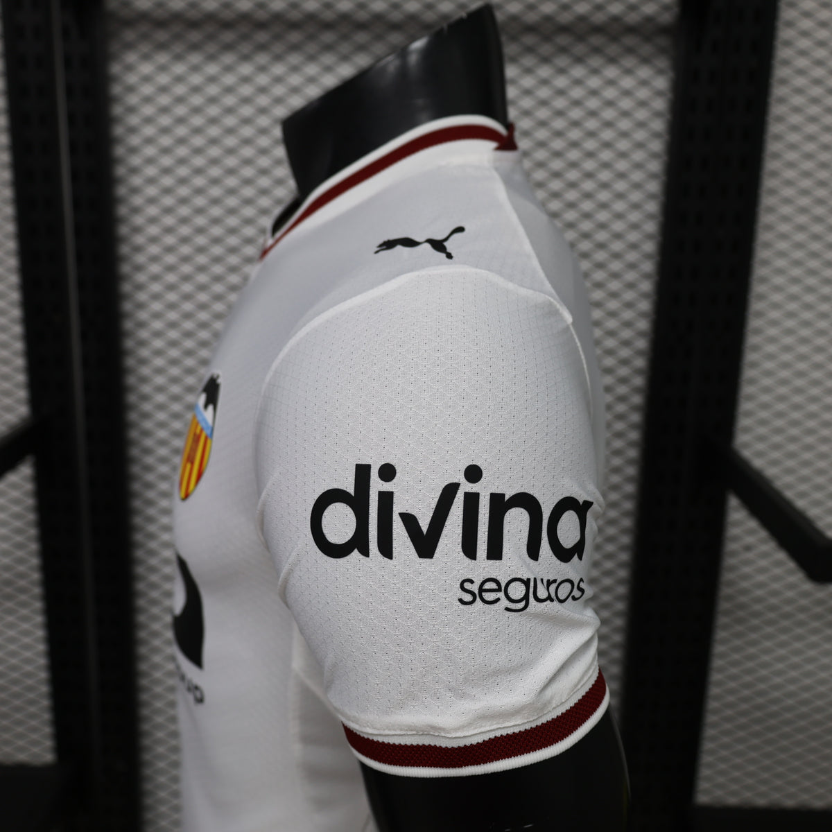 Jersey Valencia Local 26/27