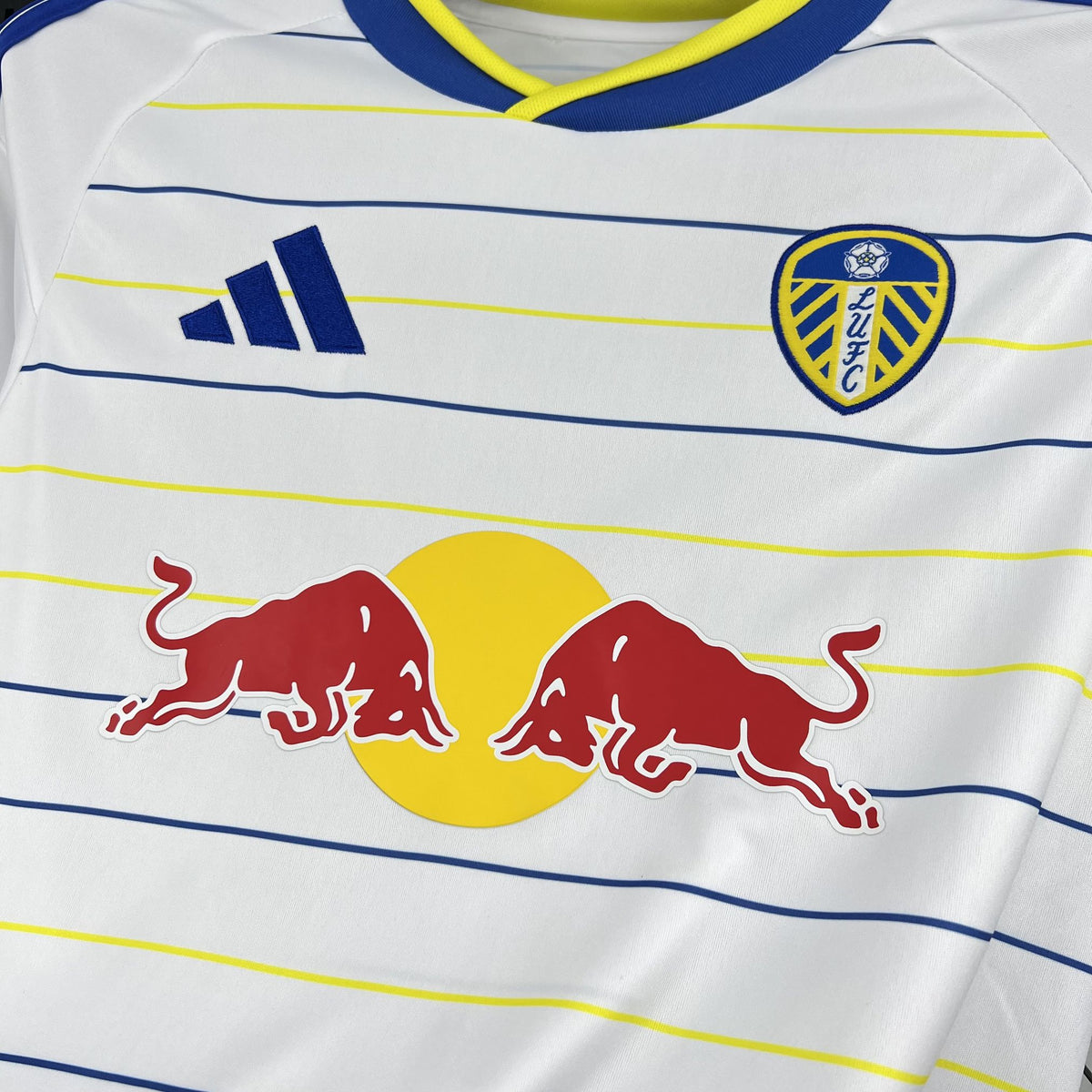 Jersey Leeds United Local 26/27