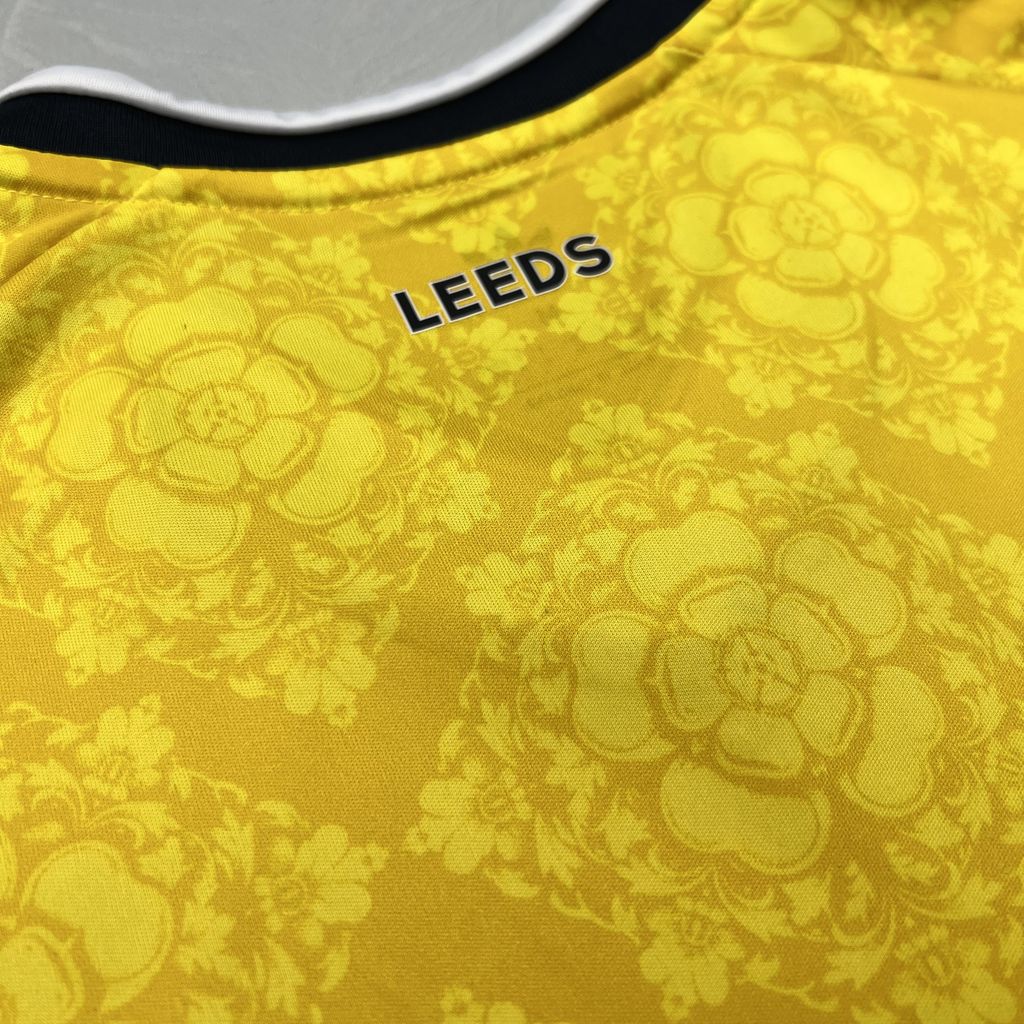 Jersey Leeds United Visitante 26/27