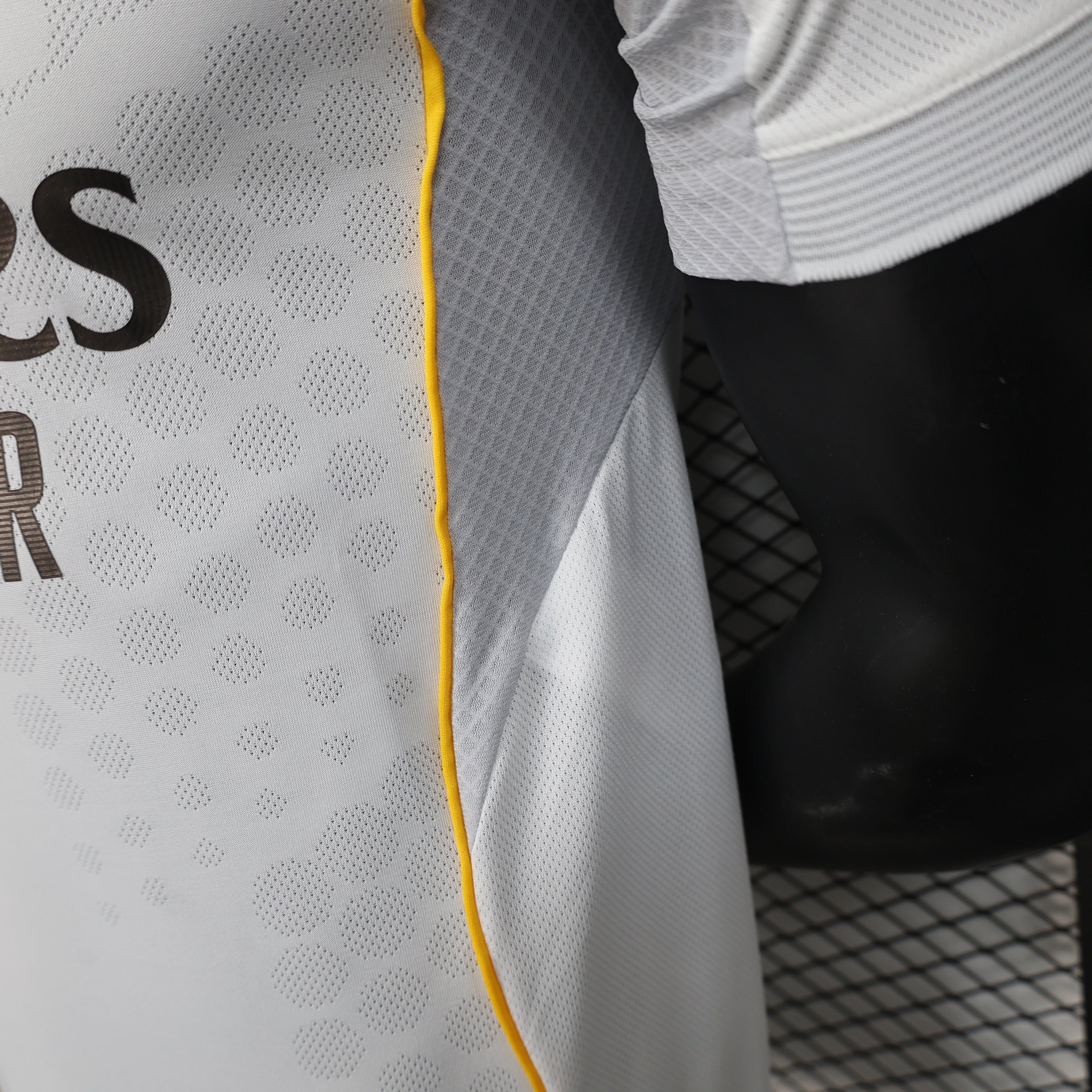 Jersey Real Madrid Local 25/26